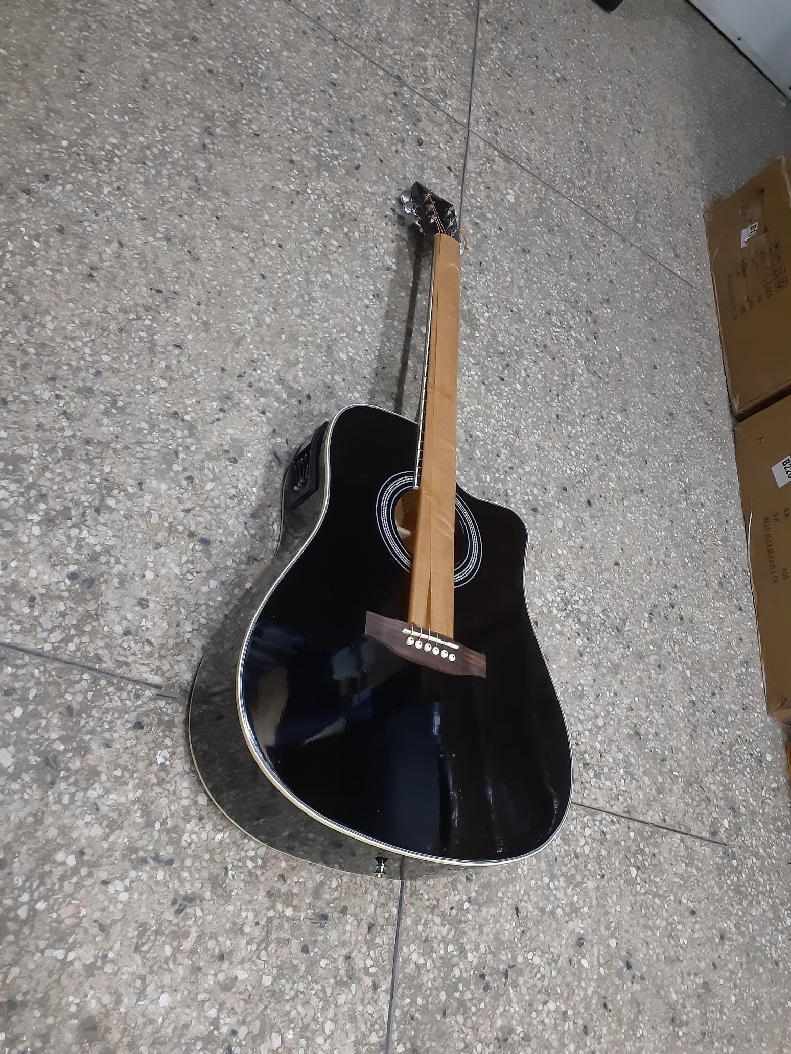Acoustic Guitar - Image 2